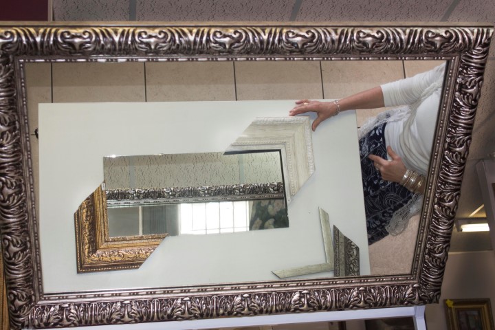 mirror framing 2 (Small)